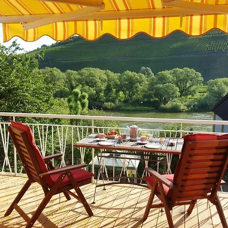 Appartement Casa Barzen - Stilvoll Urlauben An Der Mosel Reil