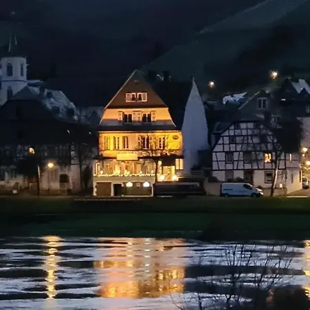 Casa Barzen - Stilvoll Urlauben An Der Mosel Διαμέρισμα Reil